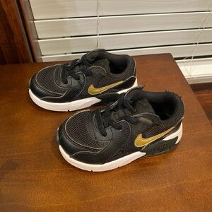 Boys Nike Air Max Size 6c